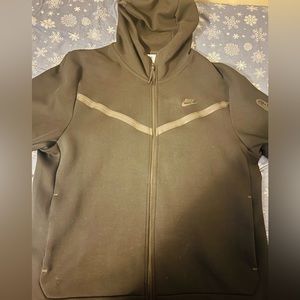XL Black NIKE TECH